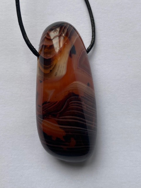 Achat Anhänger Tropfenform